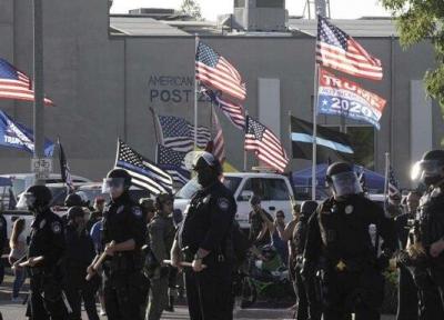 دستگیری چند تن طی درگیری تظاهرکنندگان با پلیس در پورتلند آمریکا
