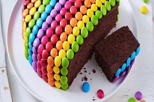 طرز تهیه کیک ساده و شکلاتی به همراه مواد لازم